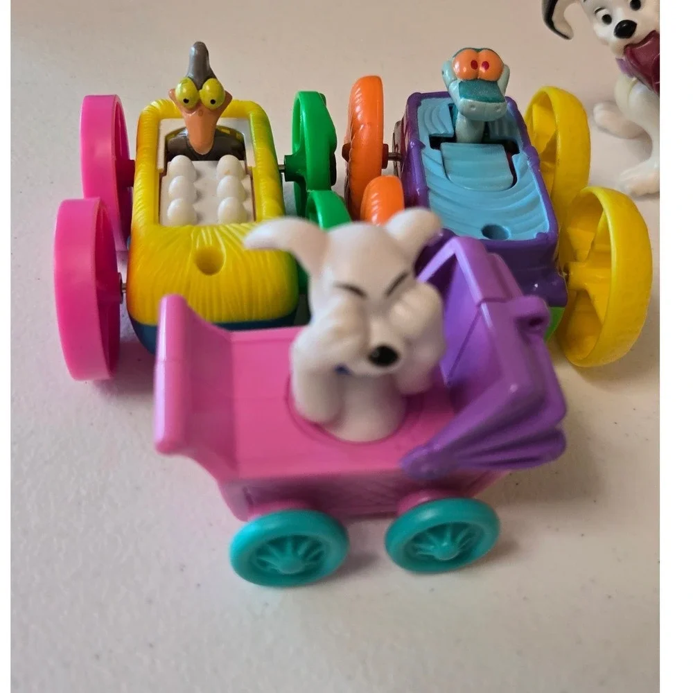 Disney 101 Dalmatians Toy Lot Cruella de Vil Dalmatian figure pull back Vehicles